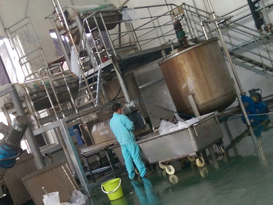 ZTZY擠壓分離機與大型普通擠壓機比較